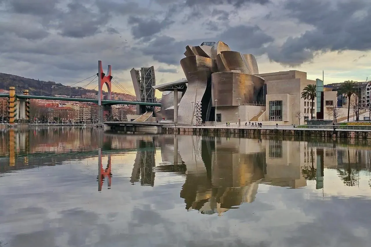 Kaixo-San Mames-Bilbao Intermodal 0*, Bilbao Spagna